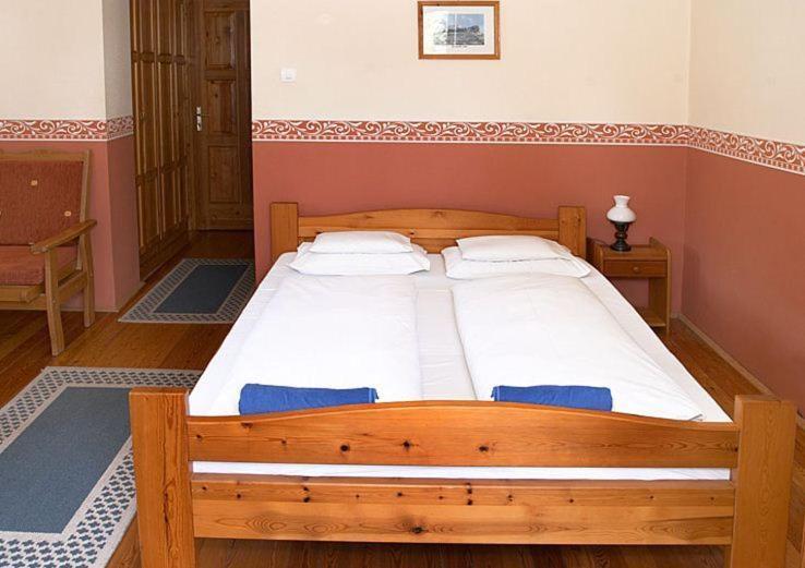 Tapolca Fogado Bed and Breakfast Miskolc Esterno foto